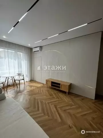 3-комнатная квартира, этаж 2 из 12, 57 м²