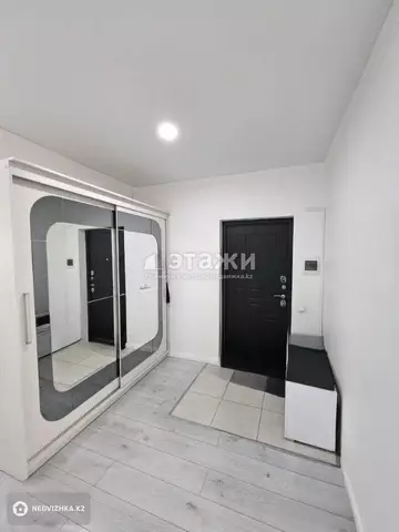 3-комнатная квартира, этаж 12 из 13, 88 м²