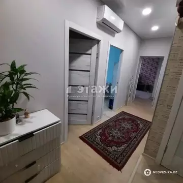3-комнатная квартира, этаж 10 из 12, 64 м²