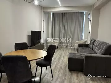 2-комнатная квартира, этаж 10 из 12, 64 м², на длительный срок
