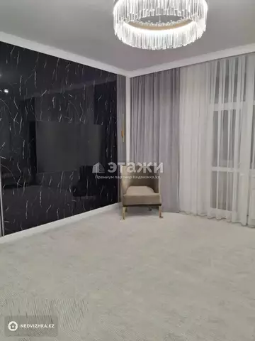 3-комнатная квартира, этаж 11 из 17, 101 м²