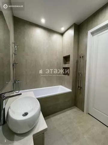 3-комнатная квартира, этаж 9 из 17, 89 м²