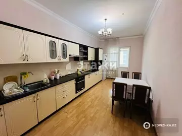 2-комнатная квартира, этаж 5 из 19, 88 м²