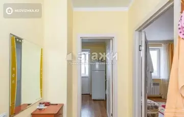 1-комнатная квартира, этаж 10 из 16, 32 м²