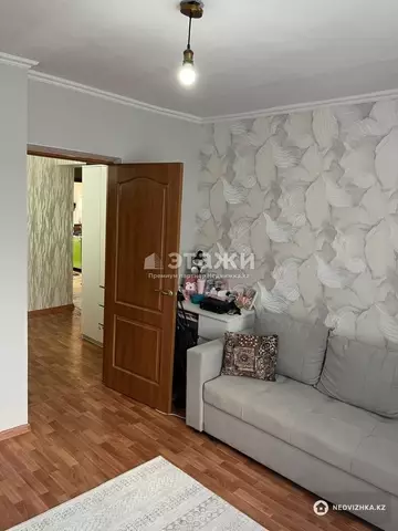 2-комнатная квартира, этаж 2 из 6, 52 м²