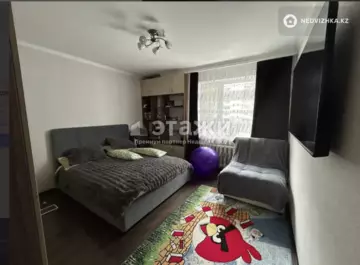 3-комнатная квартира, этаж 2 из 10, 68 м²