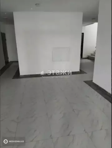 3-комнатная квартира, этаж 7 из 9, 100 м²
