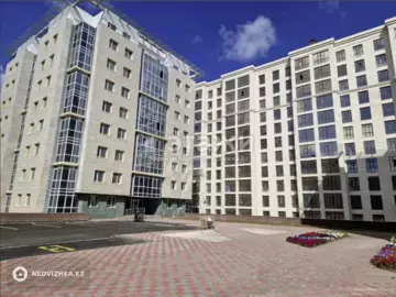 3-комнатная квартира, этаж 7 из 9, 100 м²