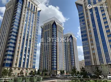 2-комнатная квартира, этаж 24 из 24, 66 м²