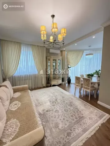 2-комнатная квартира, этаж 8 из 14, 67 м²