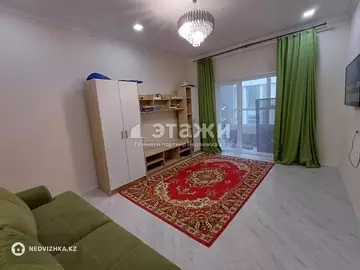2-комнатная квартира, этаж 1 из 10, 62 м²