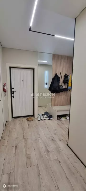 2-комнатная квартира, этаж 12 из 13, 63 м²