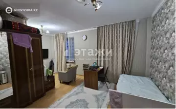 3-комнатная квартира, этаж 7 из 12, 81 м²