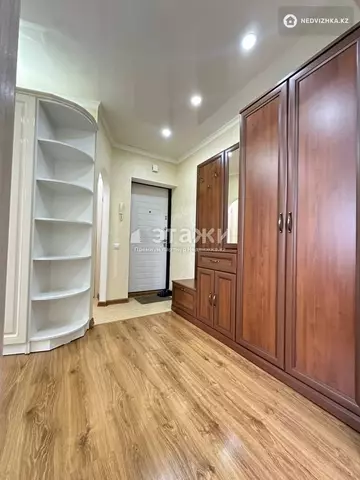 4-комнатная квартира, этаж 5 из 5, 60 м²