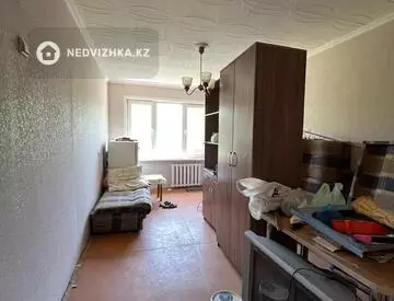1-комнатная квартира, этаж 4 из 5, 30 м²