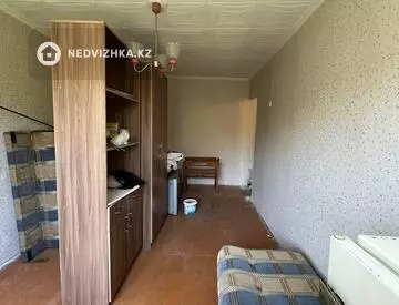 1-комнатная квартира, этаж 4 из 5, 30 м²