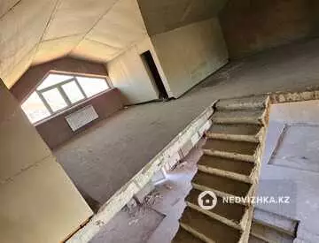 5-комнатный дом, 344 м²