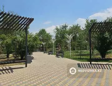 5-комнатный дом, 344 м²