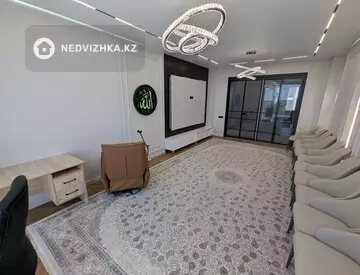 4-комнатная квартира, этаж 10 из 16, 148 м²
