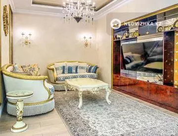 4-комнатная квартира, этаж 4 из 21, 178 м²