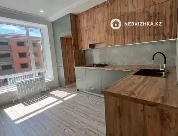 1-комнатная квартира, этаж 4 из 5, 51 м²