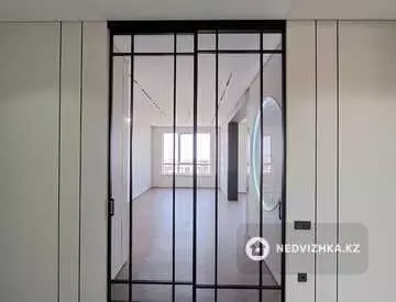 4-комнатная квартира, этаж 7 из 16, 155 м²