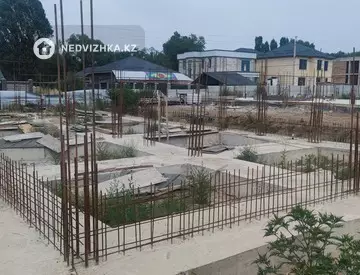 2-комнатная квартира, этаж 3 из 3, 42 м²