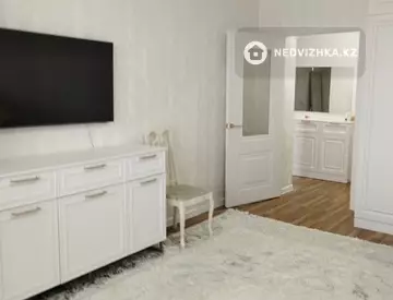 2-комнатная квартира, этаж 5 из 10, 60 м²