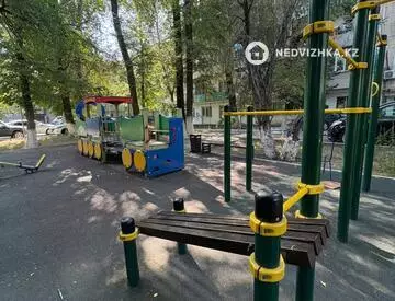 1-комнатная квартира, этаж 4 из 4, 34 м²