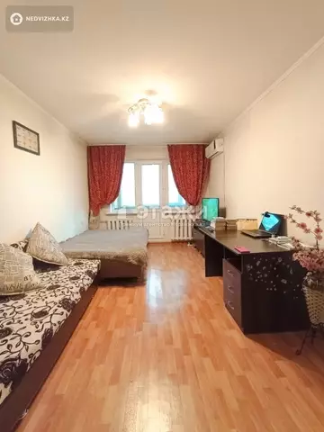 2-комнатная квартира, этаж 4 из 4, 44 м²