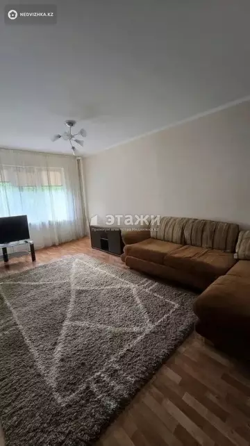 2-комнатная квартира, этаж 3 из 5, 48 м²