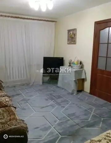2-комнатная квартира, этаж 1 из 4, 40 м²