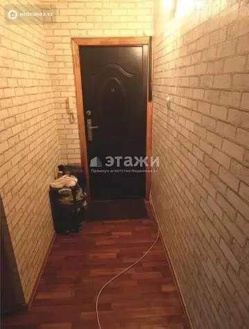 1-комнатная квартира, этаж 2 из 4, 33 м²