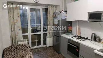 2-комнатная квартира, этаж 4 из 5, 50 м²
