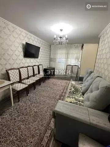 2-комнатная квартира, этаж 4 из 4, 42 м²