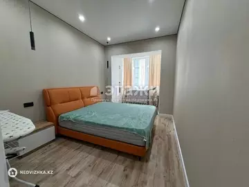 2-комнатная квартира, этаж 12 из 20, 52 м², на длительный срок
