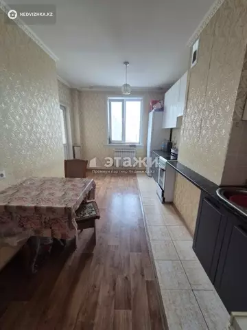 3-комнатная квартира, этаж 10 из 24, 83 м²