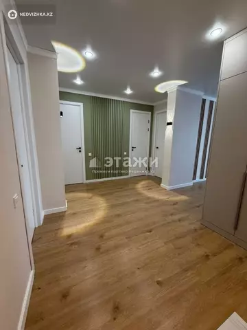 3-комнатная квартира, этаж 14 из 17, 85 м²