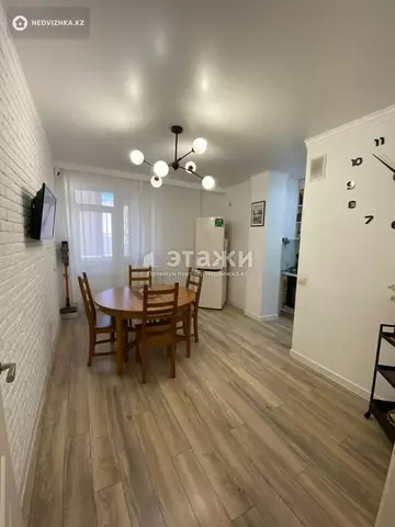 3-комнатная квартира, этаж 8 из 9, 94 м²