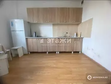 4-комнатная квартира, этаж 2 из 12, 96 м²