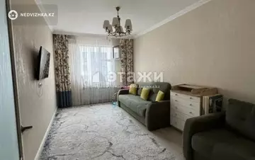 3-комнатная квартира, этаж 8 из 10, 82 м²