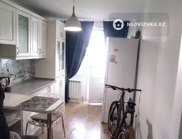 1-комнатная квартира, этаж 3 из 9, 41 м²