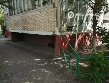 2-комнатная квартира, этаж 1 из 9, 52 м²