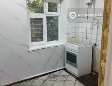 3-комнатная квартира, этаж 2 из 3, 60 м², на длительный срок