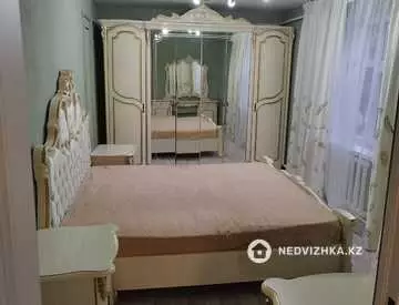 3-комнатная квартира, этаж 2 из 3, 60 м², на длительный срок