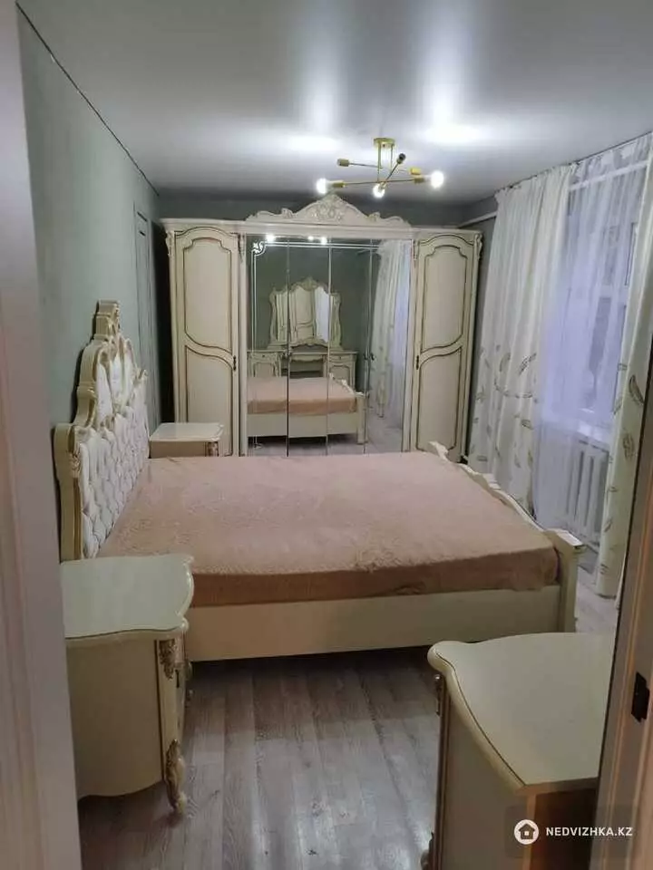 60 м², 3-комнатная квартира, этаж 2 из 3, 60 м², на длительный срок, изображение - 1