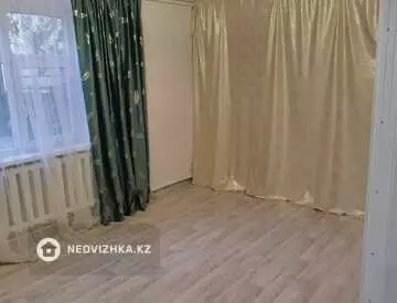 3-комнатная квартира, этаж 2 из 3, 60 м², на длительный срок