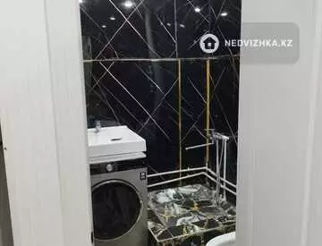 3-комнатная квартира, этаж 2 из 3, 60 м², на длительный срок