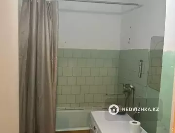 1-комнатная квартира, этаж 4 из 5, 34 м²