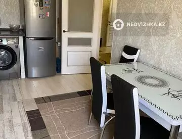 2-комнатная квартира, этаж 2 из 5, 70 м², на длительный срок